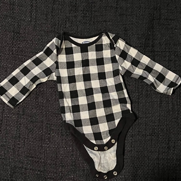 Old Navy: 3 piece set! - Picture 1 of 5